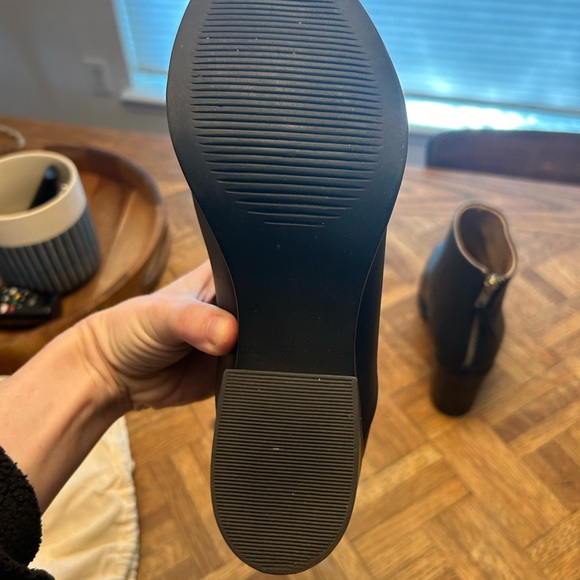 Nisolo Dari Boot, 7.5, Black, lightly used - Picture 8 of 12